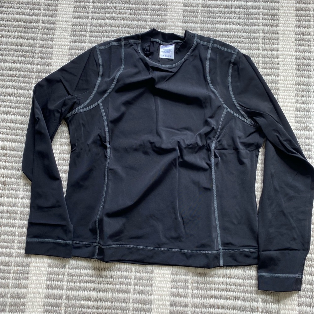 Lands' End Women’s Black Long-Sleeve Rash Guard with Contrast Stitching. MP. NWT